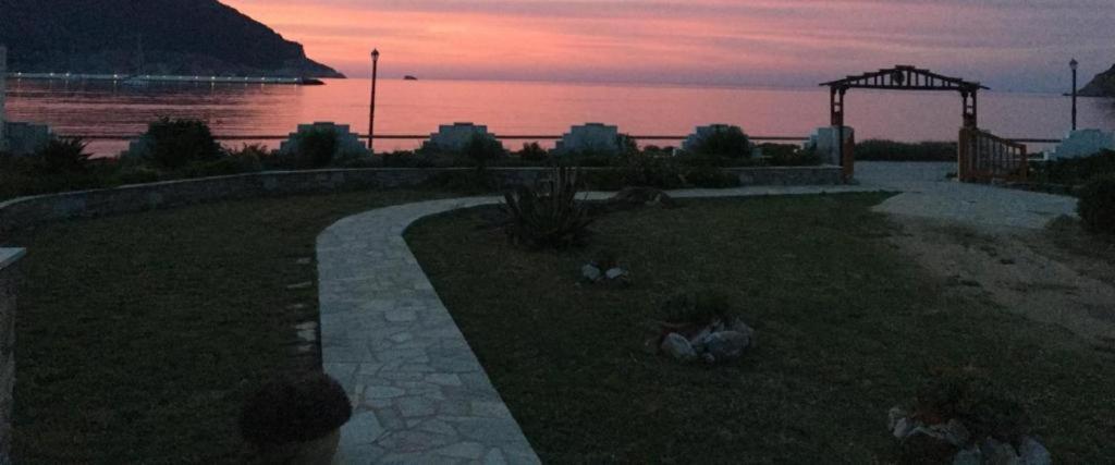 Del Sol Skopelos ภายนอก รูปภาพ
